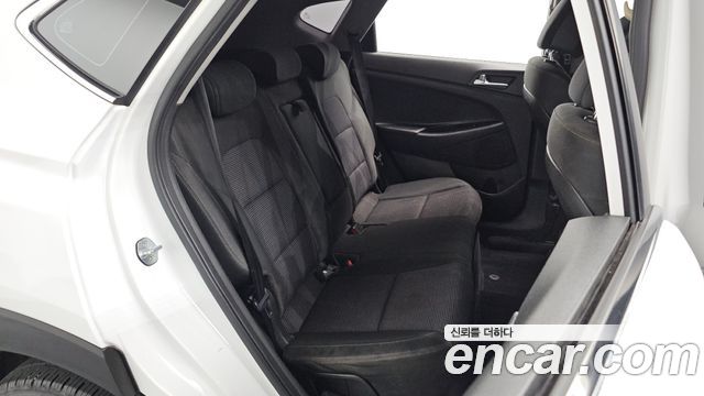 Hyundai Tucson 2017 — photo 17