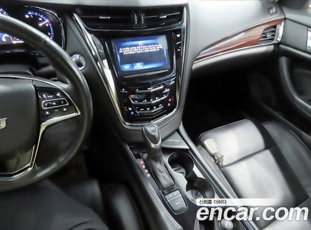 Cadillac CTS 2015 — photo 10