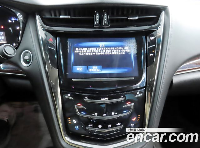 Cadillac CTS 2015 — photo 11