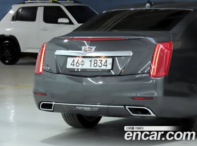Cadillac CTS 2015 — photo 16