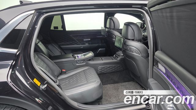 Genesis G90 2023 — photo 12
