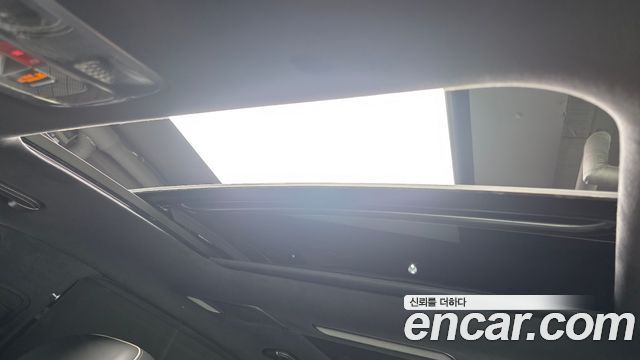 Genesis G90 2023 — photo 17