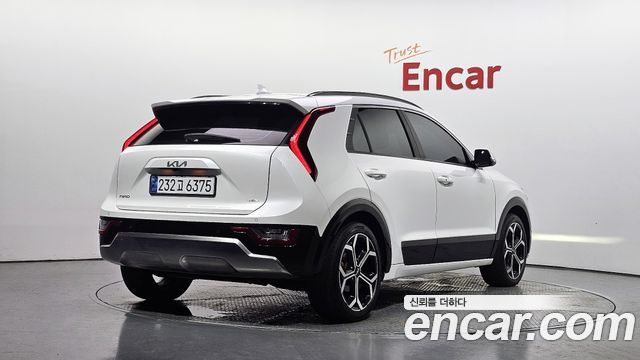 Kia Niro 2022 — photo 2