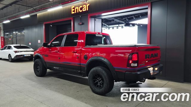 Dodge Ram Pick Up 2016 — photo 2