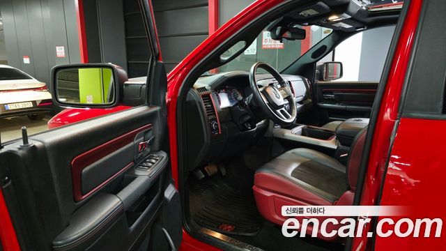 Dodge Ram Pick Up 2016 — photo 10