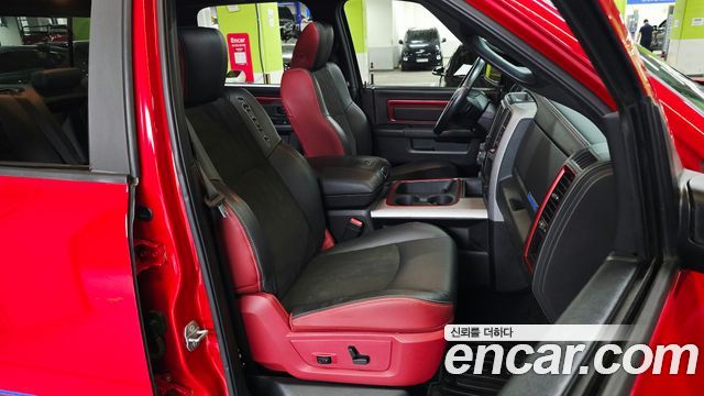 Dodge Ram Pick Up 2016 — photo 12