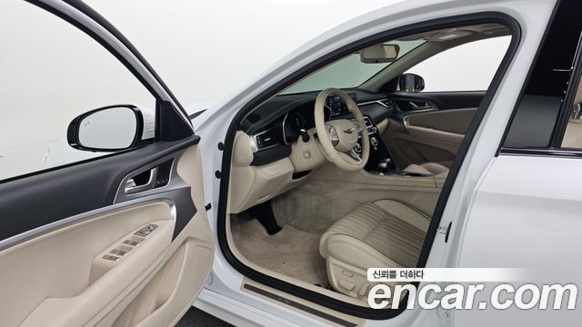 Genesis G70 2023 — photo 13