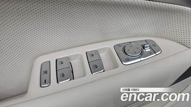 Genesis G70 2023 — photo 26