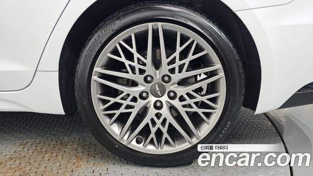 Genesis G70 2023 — photo 7