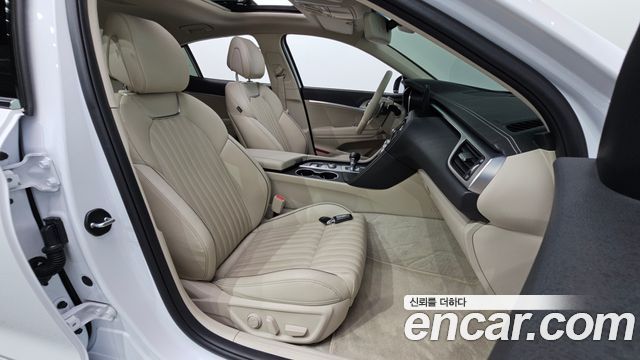 Genesis G70 2023 — photo 16