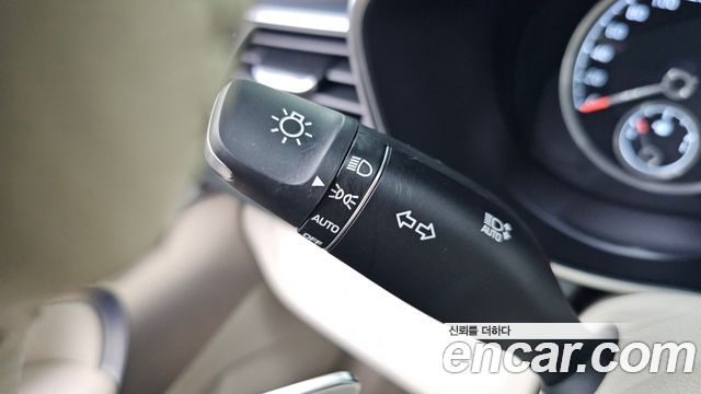Genesis G70 2023 — photo 29