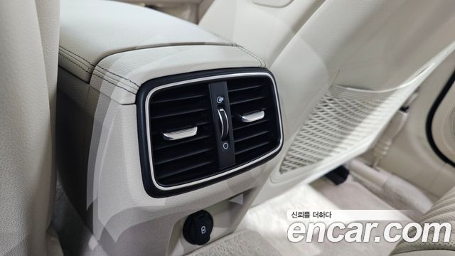 Genesis G70 2023 — photo 34