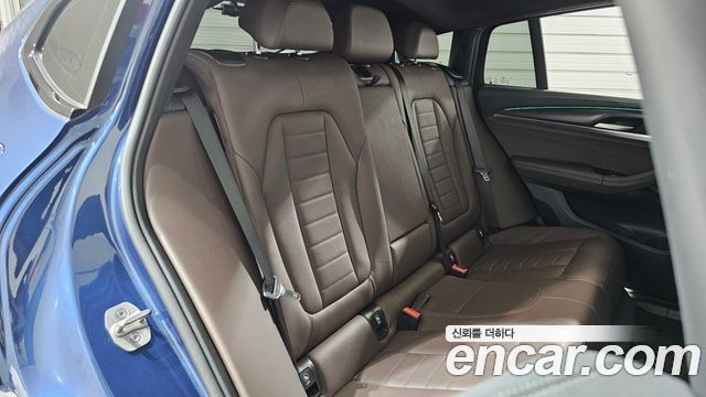 BMW X4 2021 — photo 17