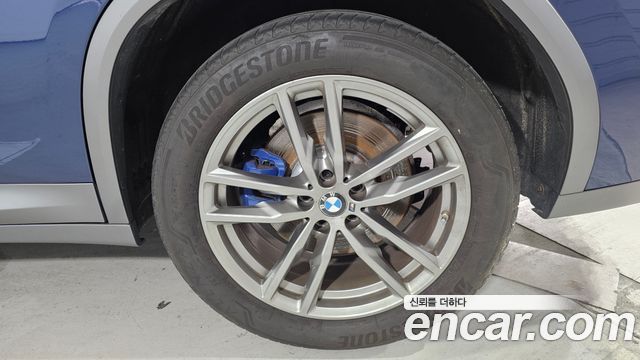 BMW X4 2021 — photo 7