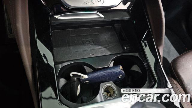 BMW X4 2021 — photo 28