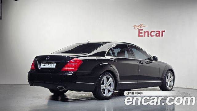 Mercedes-Benz S-Class 2010 — photo 2