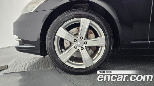 Mercedes-Benz S-Class 2010 — photo 5