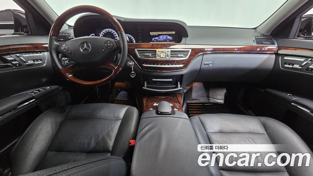 Mercedes-Benz S-Class 2010 — photo 7