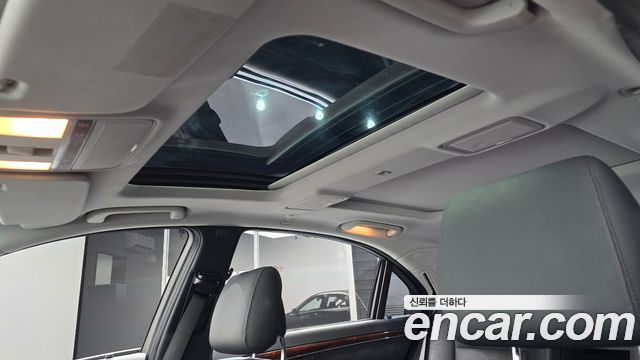 Mercedes-Benz S-Class 2010 — photo 17