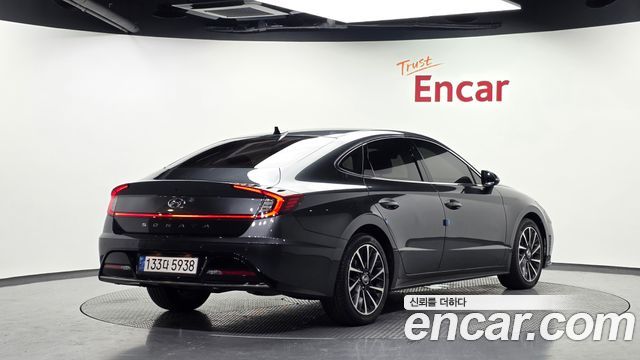 Hyundai Sonata 2023 — photo 2