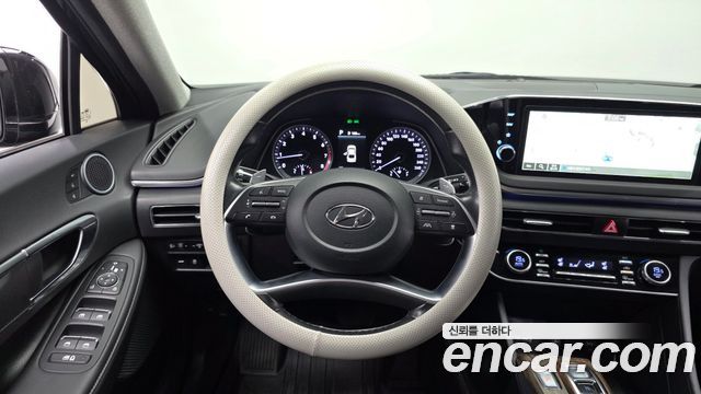Hyundai Sonata 2023 — photo 19