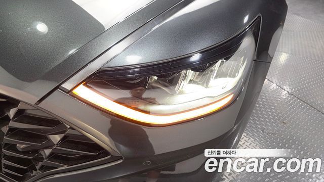 Hyundai Sonata 2023 — photo 8