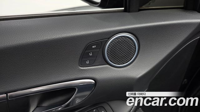 Hyundai Sonata 2023 — photo 31