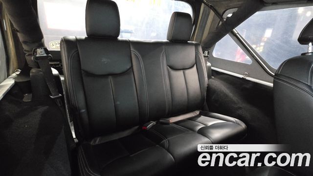 Jeep Wrangler 2017 — photo 17