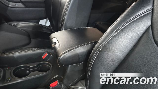 Jeep Wrangler 2017 — photo 27