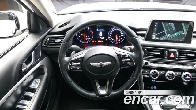 Genesis G70 2019 — photo 19