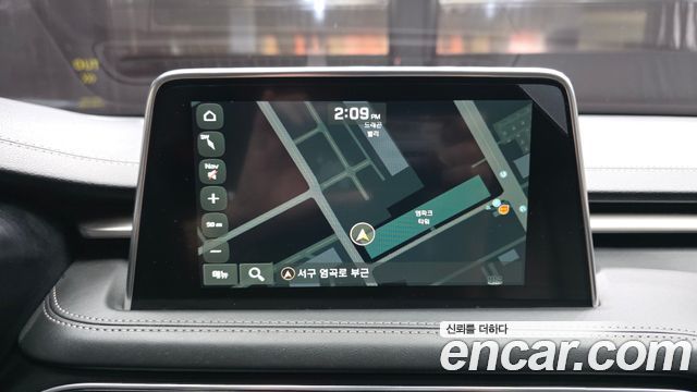 Genesis G70 2019 — photo 20