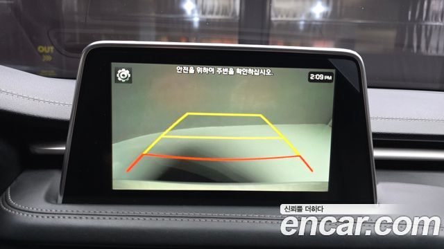 Genesis G70 2019 — photo 21