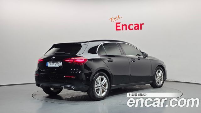 Mercedes-Benz A-Class 2024 — photo 2