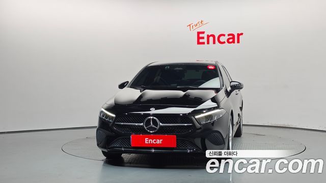 Mercedes-Benz A-Class 2024 — photo 3