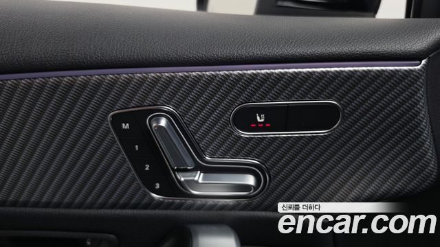 Mercedes-Benz A-Class 2024 — photo 20