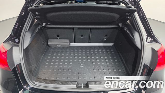 Mercedes-Benz A-Class 2024 — photo 21