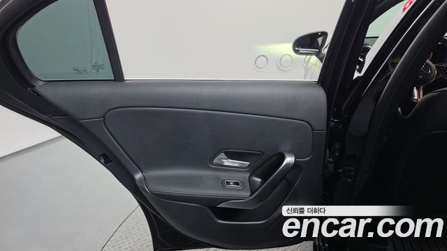 Mercedes-Benz A-Class 2024 — photo 15
