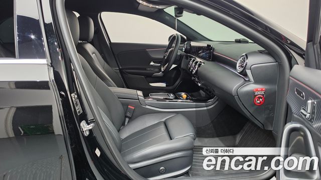 Mercedes-Benz A-Class 2024 — photo 16