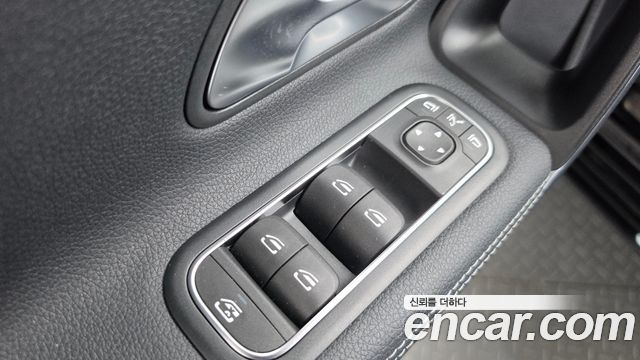 Mercedes-Benz A-Class 2024 — photo 27