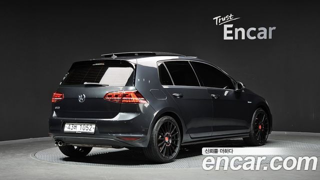 Volkswagen Golf 2015 — photo 2