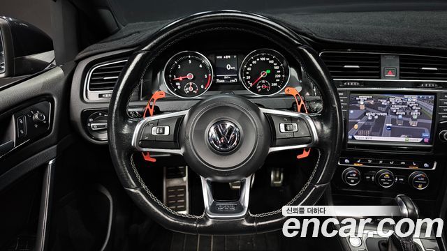 Volkswagen Golf 2015 — photo 13