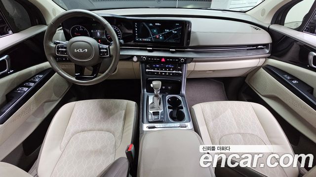 Kia Canival 2022 — photo 10