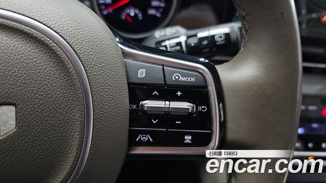 Kia Canival 2022 — photo 23