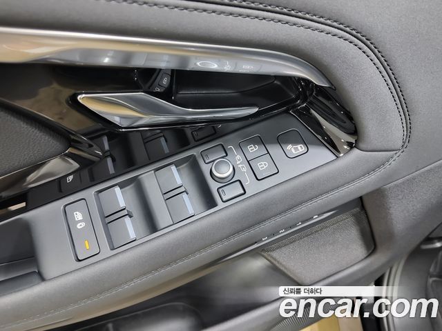 Land Rover Range Rover Evoque 2021 — photo 12