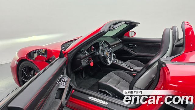 Porsche 718 2018 — photo 13