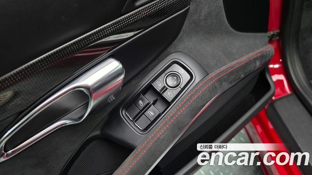 Porsche 718 2018 — photo 26