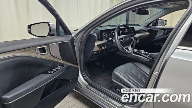 Kia K8 2023 — photo 13