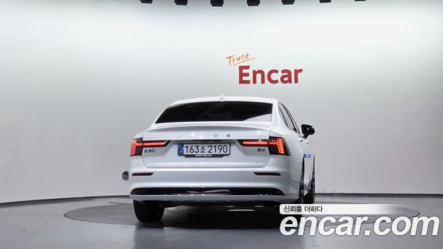 Volvo S90 2026 — photo 4