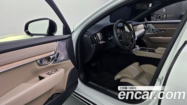 Volvo S90 2026 — photo 13