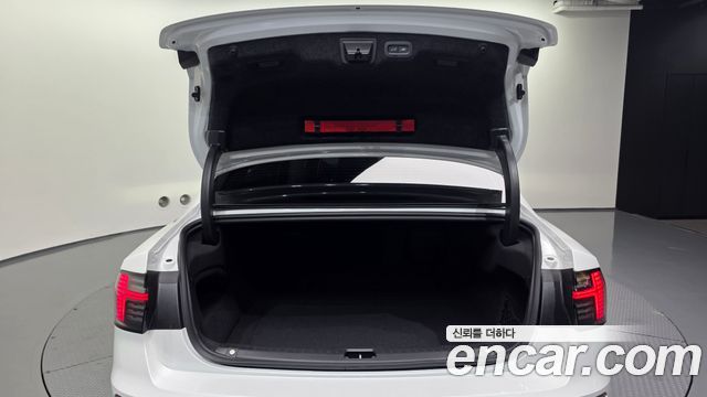 Volvo S90 2026 — photo 26